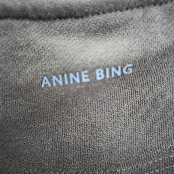 BNWT Anine Bing Tyler Crew Neck - Medium - Navy Blue Retail $380 - Picture 3 of 4